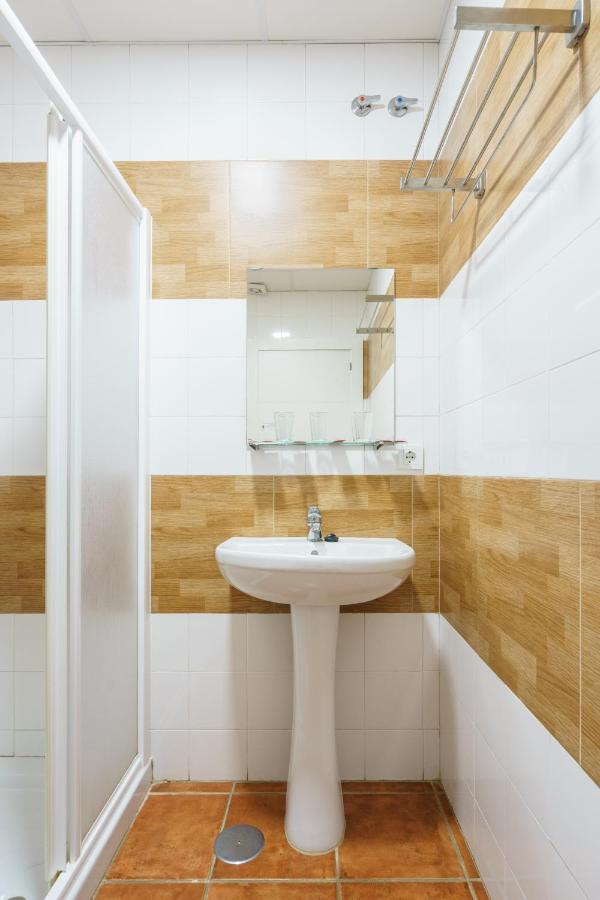 Hotel Carlos V Jerez By Vivere Stays 赫雷斯 外观 照片