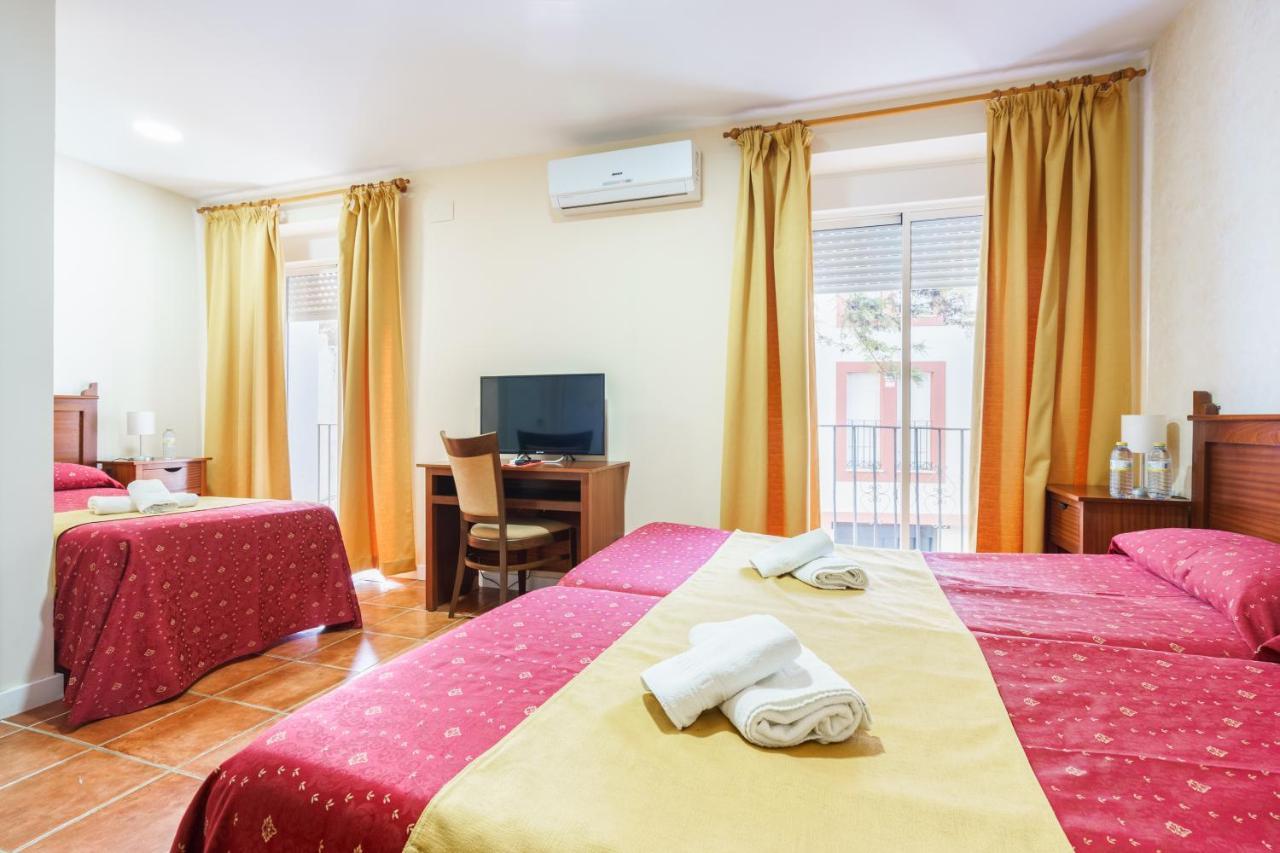 Hotel Carlos V Jerez By Vivere Stays 赫雷斯 外观 照片