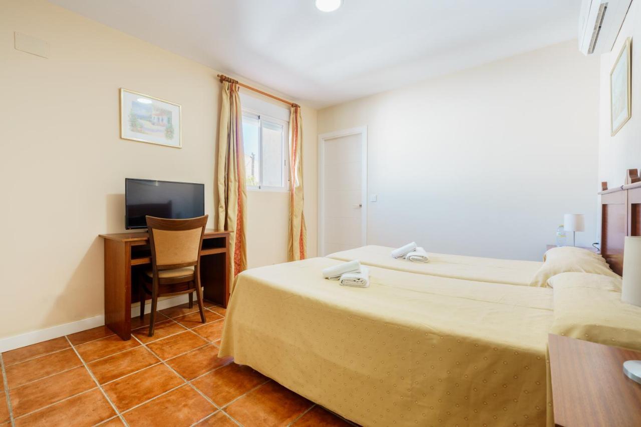 Hotel Carlos V Jerez By Vivere Stays 赫雷斯 外观 照片
