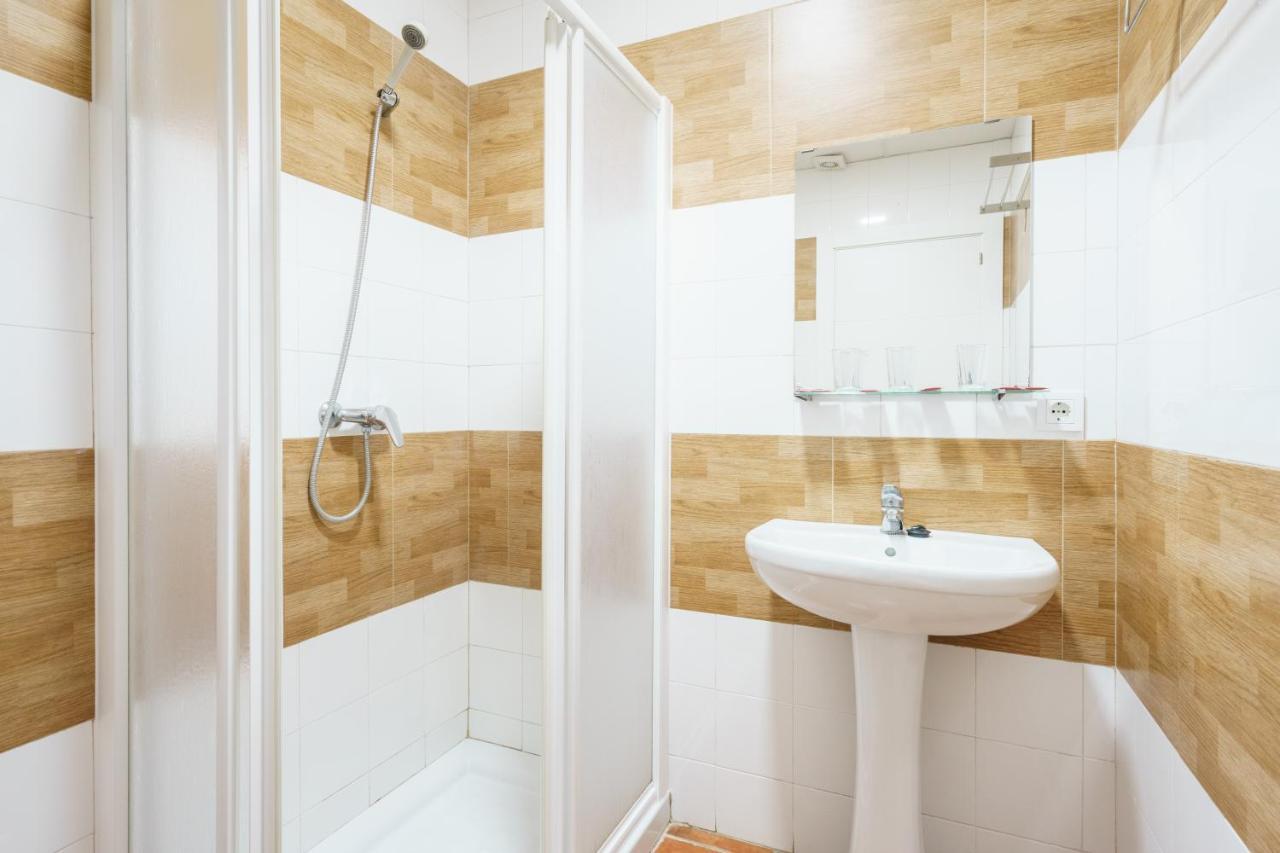 Hotel Carlos V Jerez By Vivere Stays 赫雷斯 外观 照片