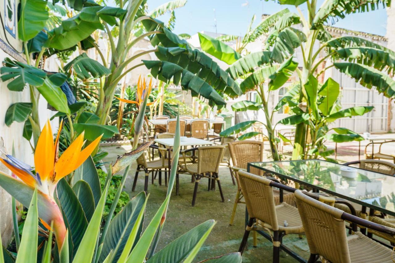 Hotel Carlos V Jerez By Vivere Stays 赫雷斯 外观 照片